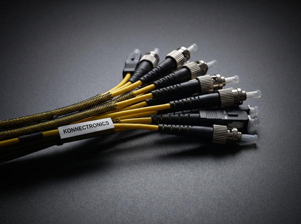 Fibre optic interconnect